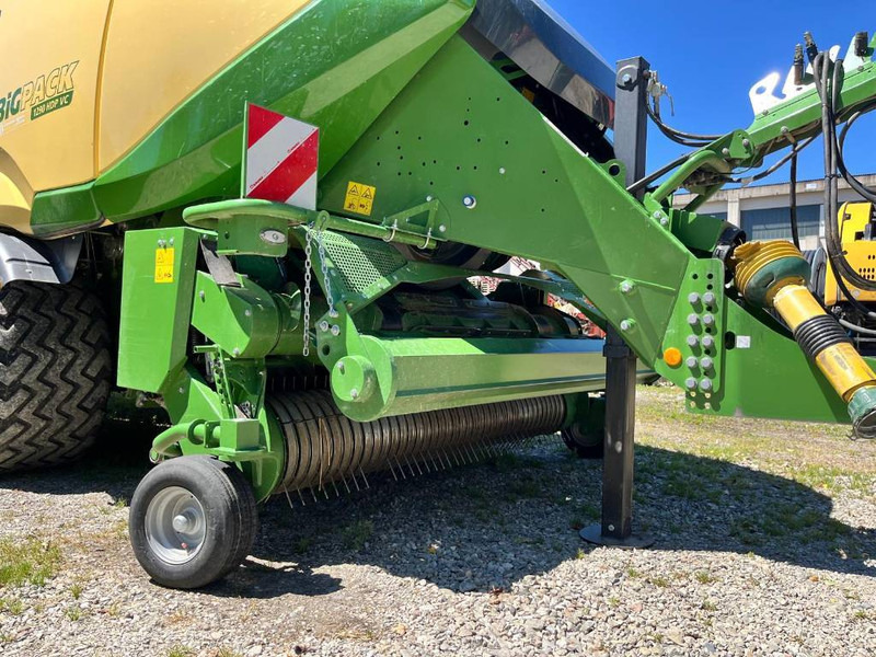 Krone Big Pack 1290 HDP - Square baler: picture 5 Krone Big Pack 1290 HDP - Square baler: picture 5