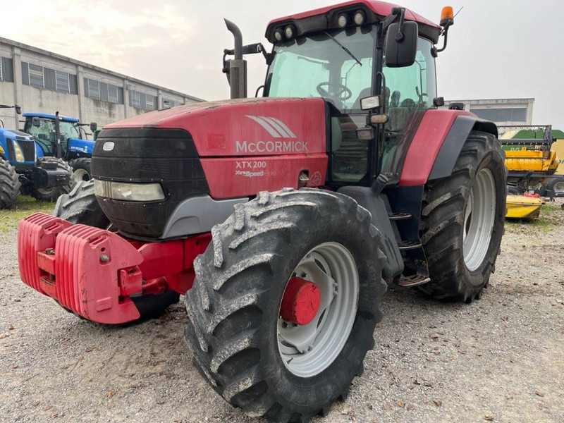 MCCORMICK XTX 200 - Farm tractor: picture 3 MCCORMICK XTX 200 - Farm tractor: picture 3