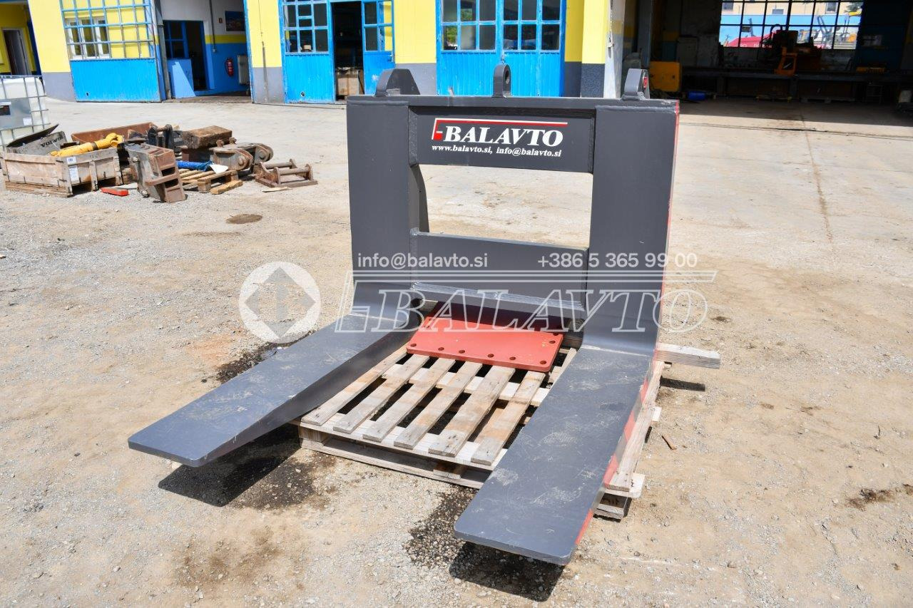 Balavto Block handling forks for Volvo L220 and L180 - Forks for Loader: picture 2 Balavto Block handling forks for Volvo L220 and L180 - Forks for Loader: picture 2