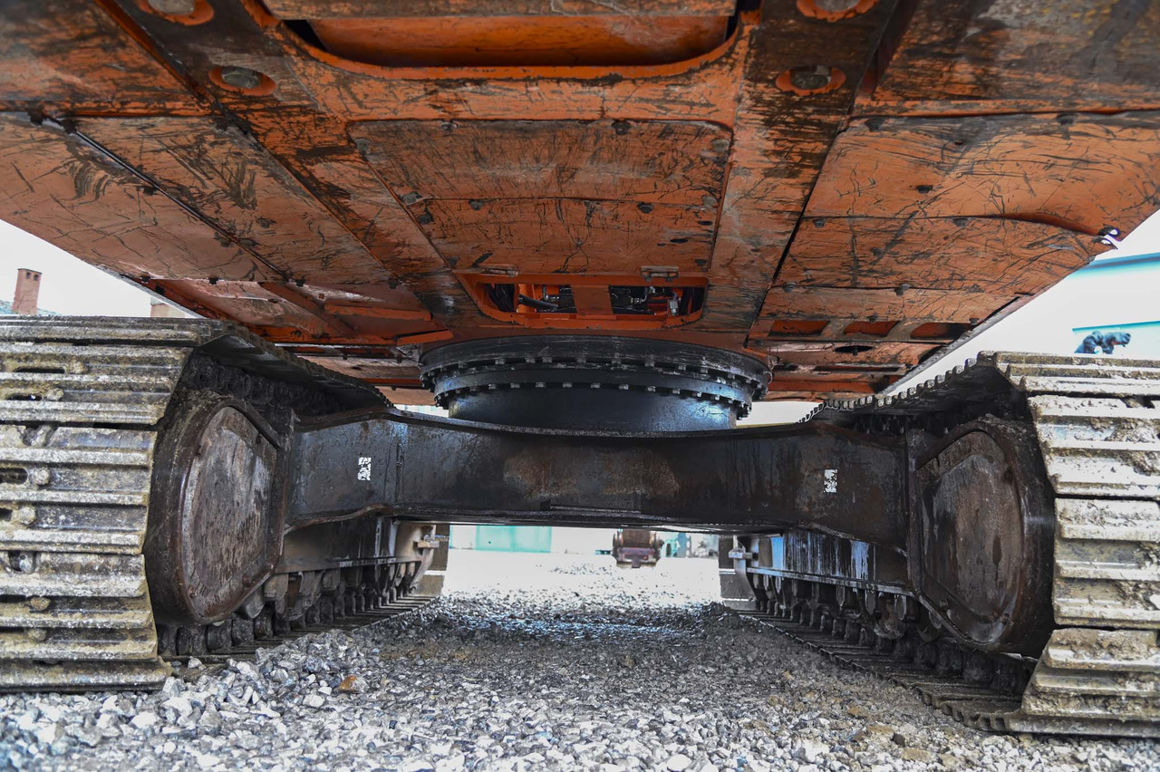 Crawler excavator DOOSAN DX340LC: picture 23