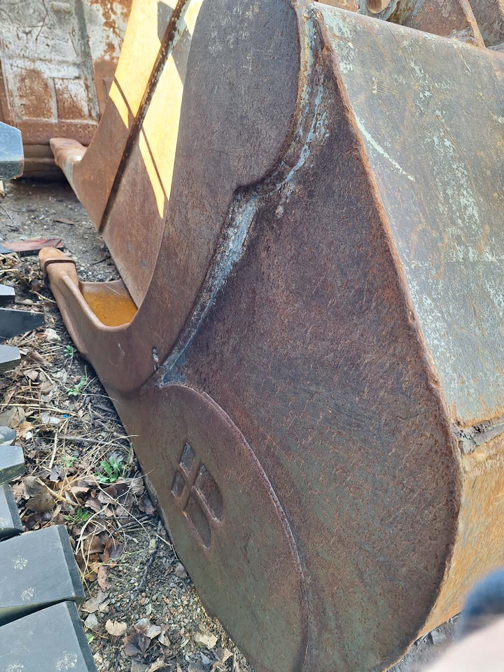 Digging bucket 1250 mm Volvo S1 - Excavator bucket for Excavator: picture 1 Digging bucket 1250 mm Volvo S1 - Excavator bucket for Excavator: picture 1