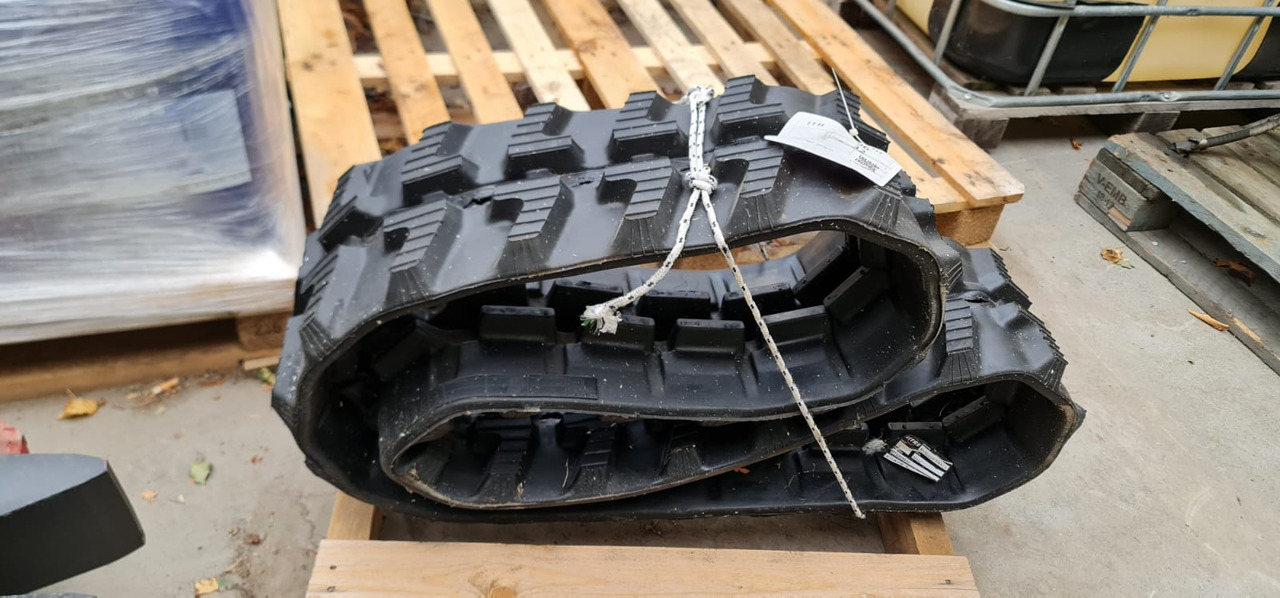 ITR 230x96x32 - Track for Construction machinery: picture 4 ITR 230x96x32 - Track for Construction machinery: picture 4