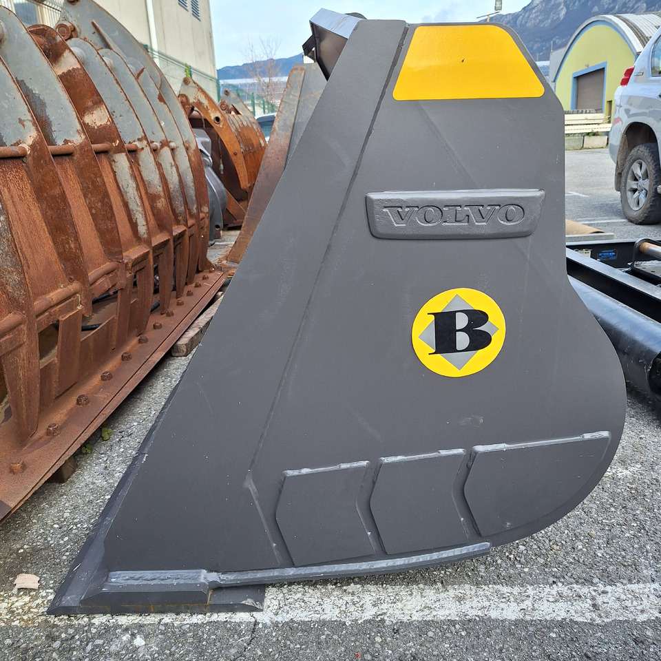 VOLVO 2880 mm for 18-22 ton wheel loaders - Loader bucket for Construction machinery: picture 2 VOLVO 2880 mm for 18-22 ton wheel loaders - Loader bucket for Construction machinery: picture 2