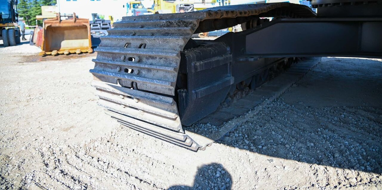 Crawler excavator Volvo EC350DL: picture 18