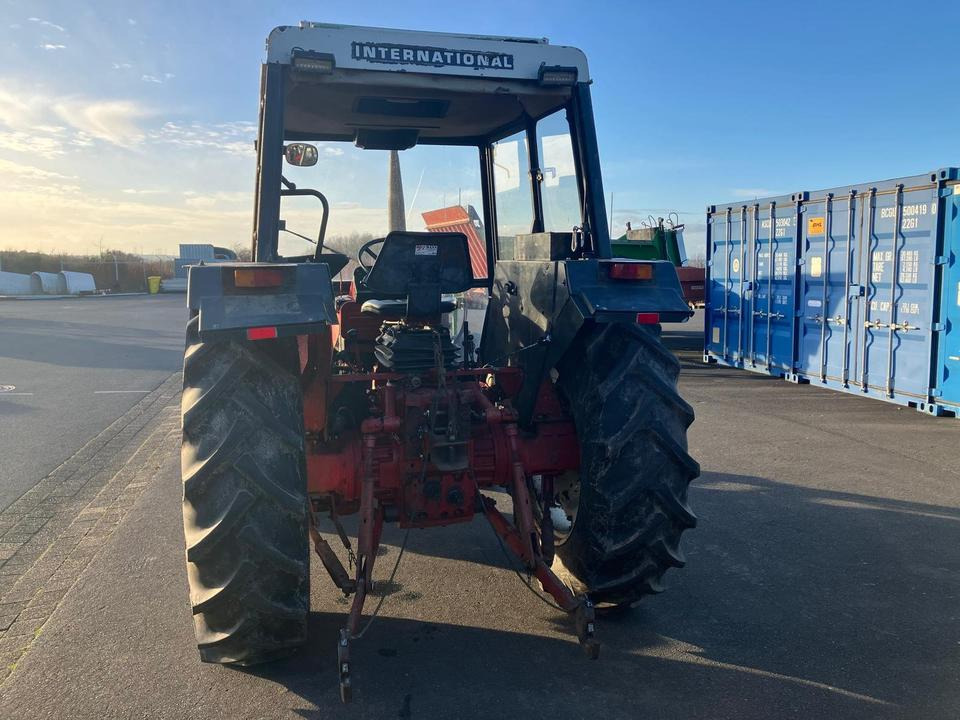 IHC 744 AS Allrad Frontlader Bastlerfahrzeug Sammlerstück Traktor - Farm tractor: picture 4 IHC 744 AS Allrad Frontlader Bastlerfahrzeug Sammlerstück Traktor - Farm tractor: picture 4