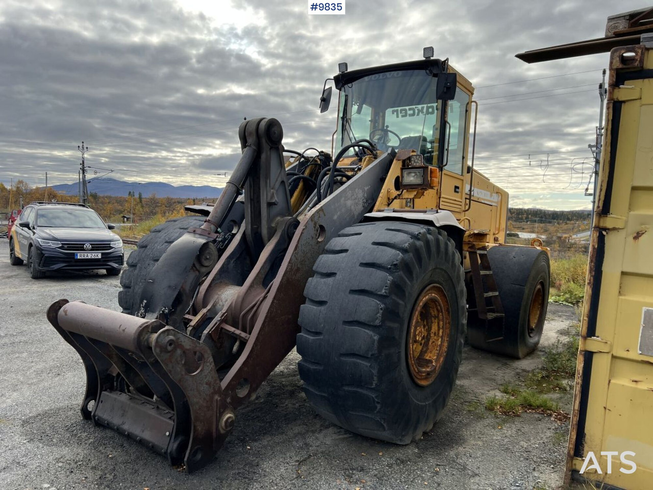 1995 Volvo L180C - Wheel loader: picture 1 1995 Volvo L180C - Wheel loader: picture 1