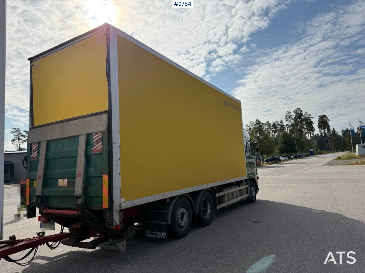 Box Truck Volvo FH 480 with 4-axle Ekeri trailer (VIDEO) - Box truck: picture 4 Box Truck Volvo FH 480 with 4-axle Ekeri trailer (VIDEO) - Box truck: picture 4