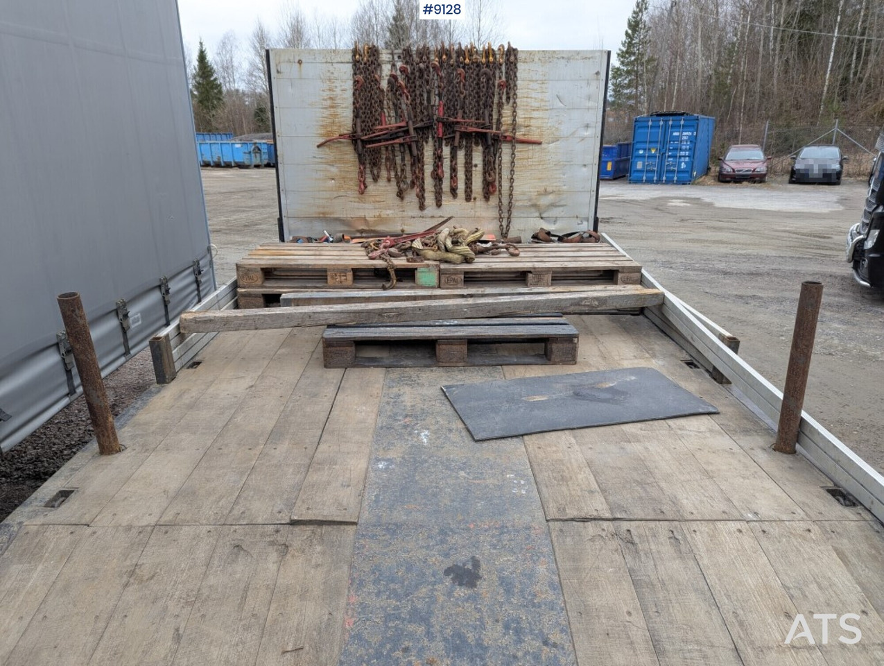 Machine trailer / Trombon trailer with hydraulic ramp - Low loader semi-trailer: picture 5 Machine trailer / Trombon trailer with hydraulic ramp - Low loader semi-trailer: picture 5