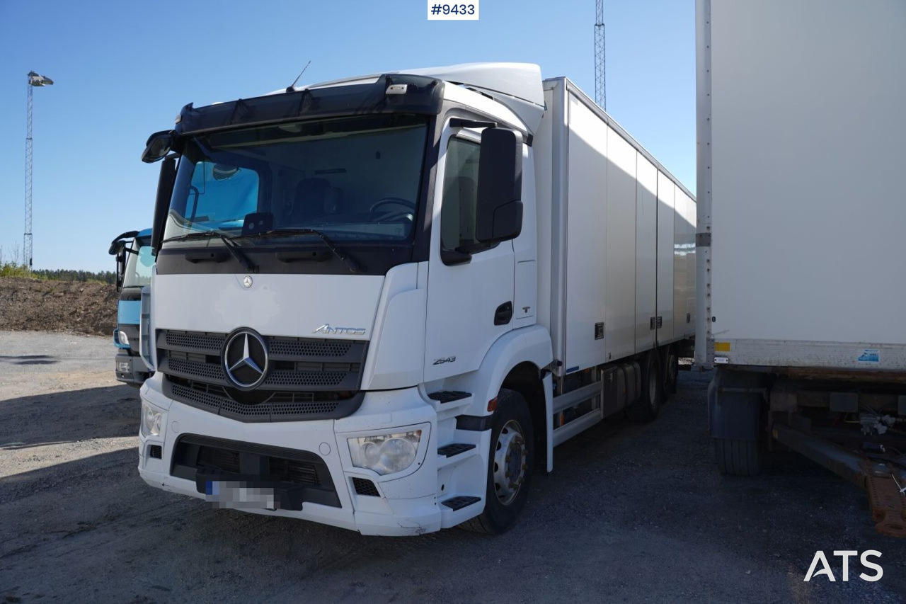 Refrigerated Box truck Mercedes Antos with tail lift (SEE VIDEO) - Refrigerator truck: picture 1 Refrigerated Box truck Mercedes Antos with tail lift (SEE VIDEO) - Refrigerator truck: picture 1