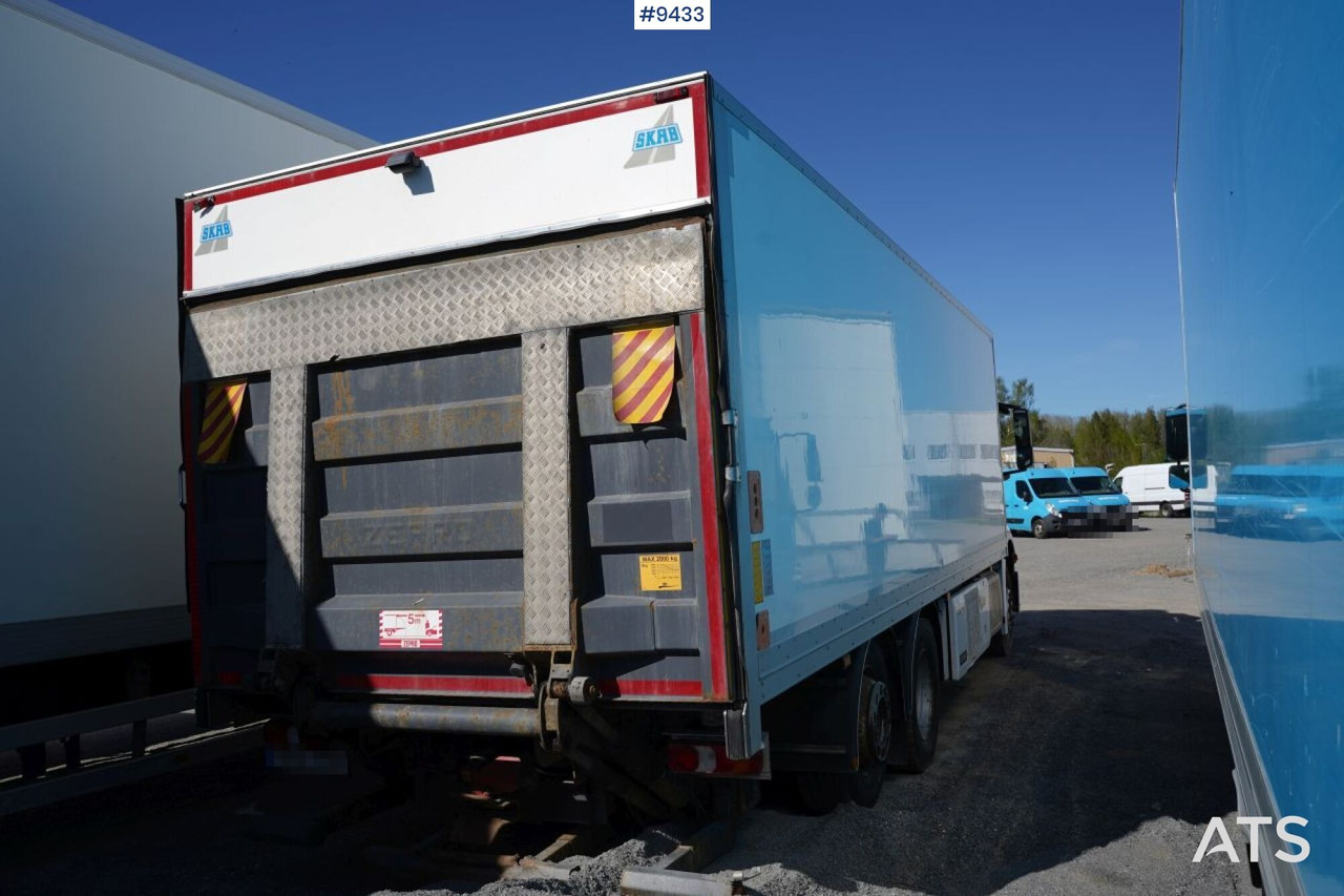 Refrigerated Box truck Mercedes Antos with tail lift (SEE VIDEO) - Refrigerator truck: picture 4 Refrigerated Box truck Mercedes Antos with tail lift (SEE VIDEO) - Refrigerator truck: picture 4