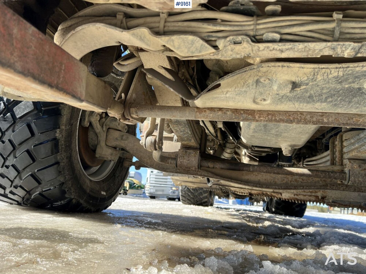 Cab chassis truck Scania R124 with cameleont quick lock, underbite and plow attachments: picture 32