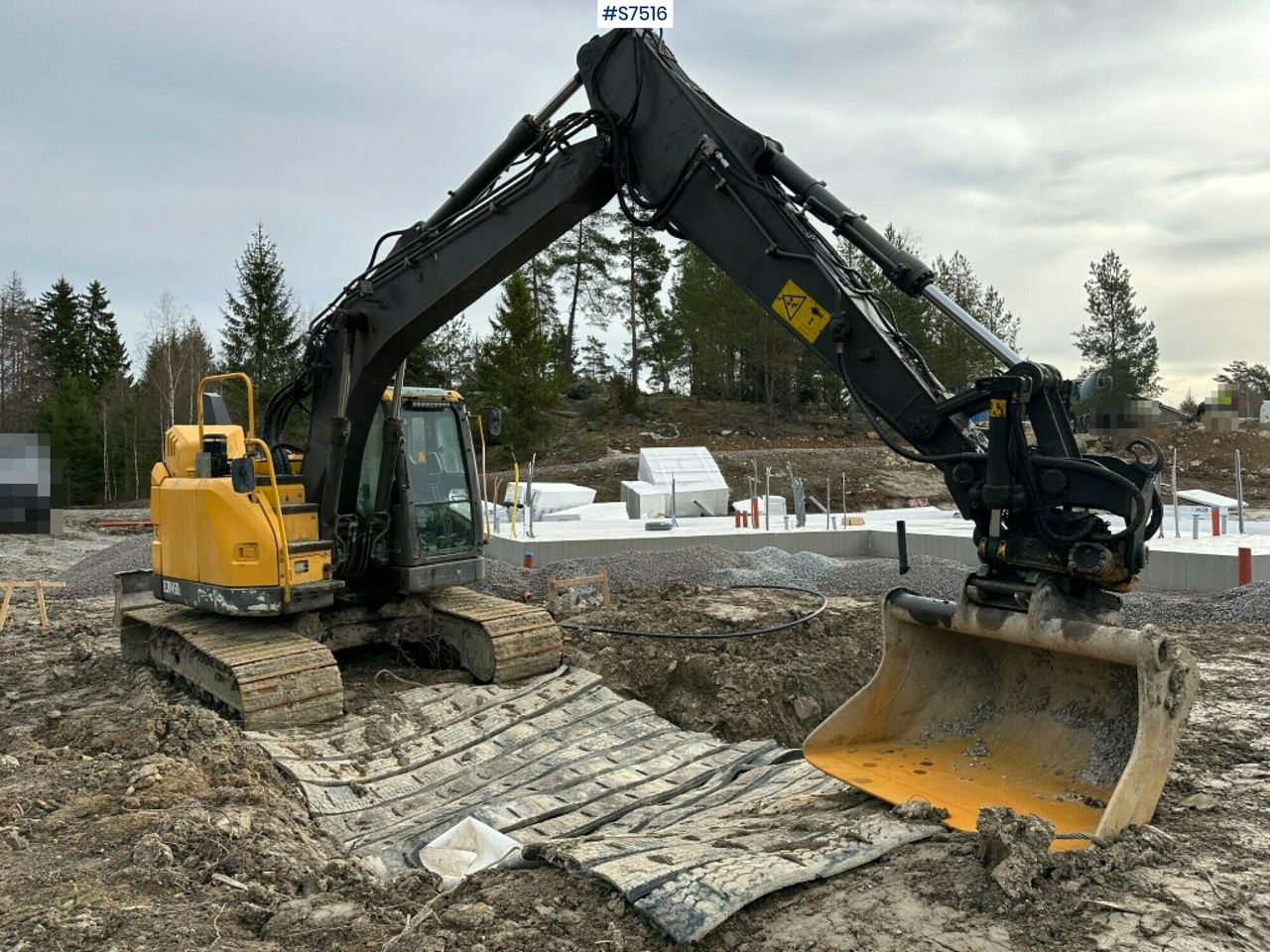 Crawler excavator Volvo ECR145DL Crawler excavator with rotor and buckets: picture 6