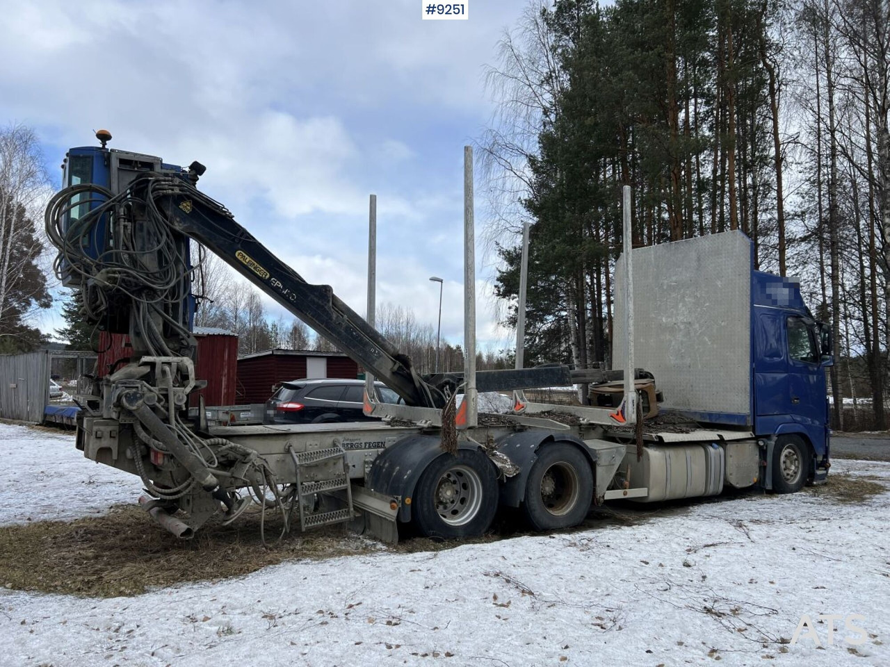 Timber truck Volvo FH 16 6*4 Logging truck with crane: picture 8