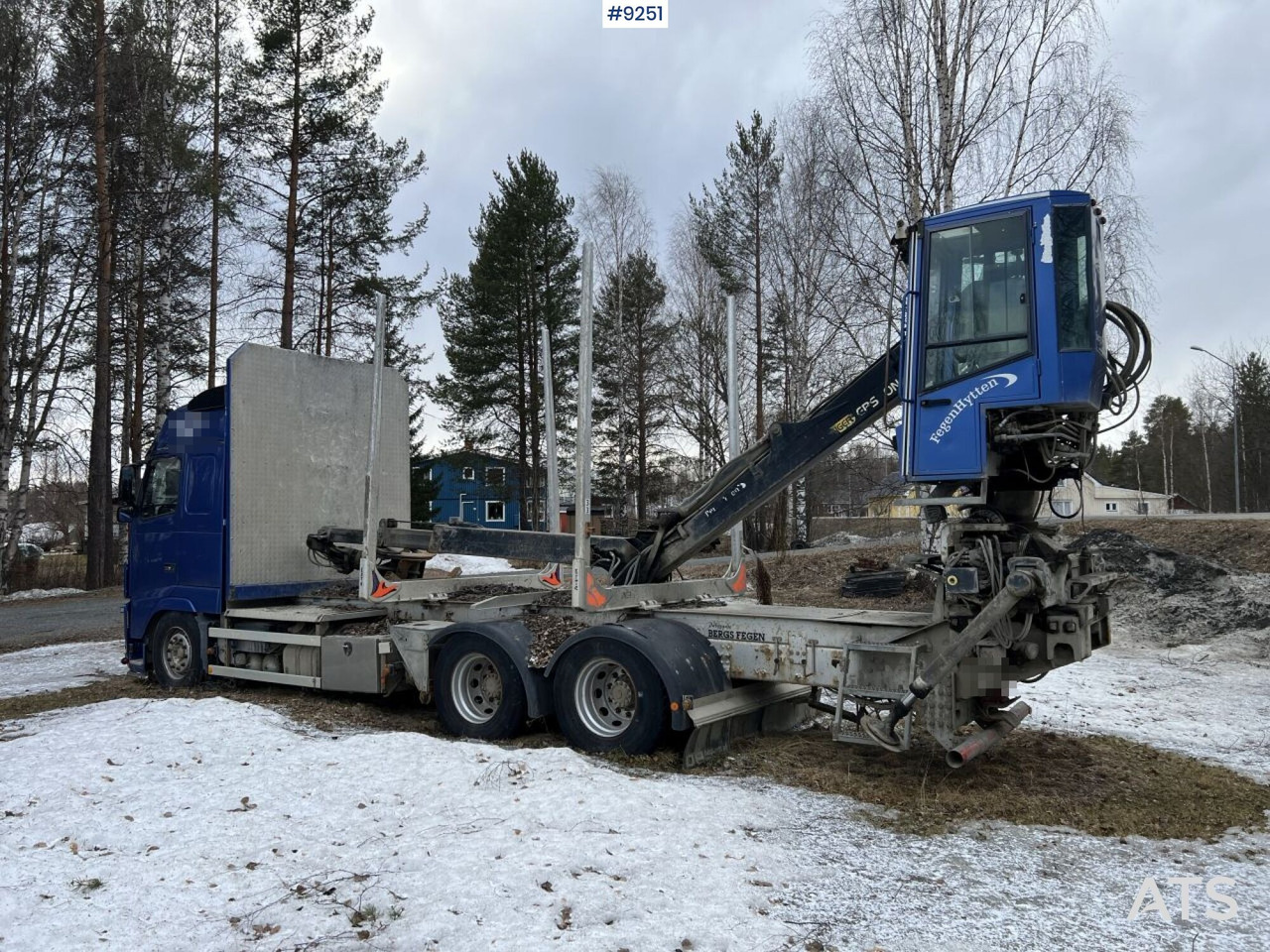 Timber truck Volvo FH 16 6*4 Logging truck with crane: picture 11