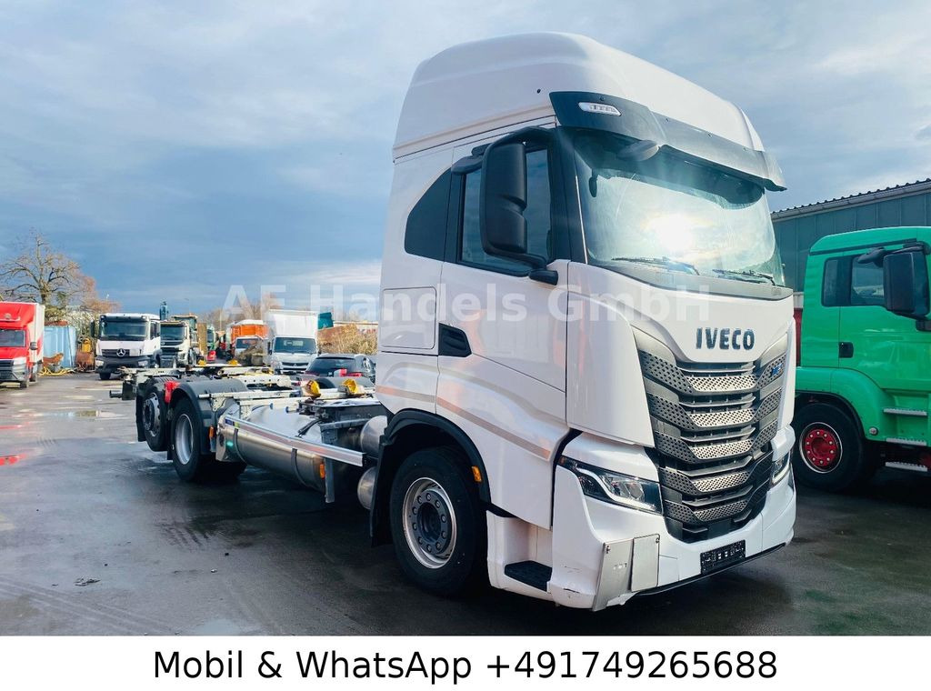 Iveco S-Way 460 LL BDF Multi LNG *Retarder/Lenk+Lift - Container transporter/ Swap body truck: picture 5 Iveco S-Way 460 LL BDF Multi LNG *Retarder/Lenk+Lift - Container transporter/ Swap body truck: picture 5