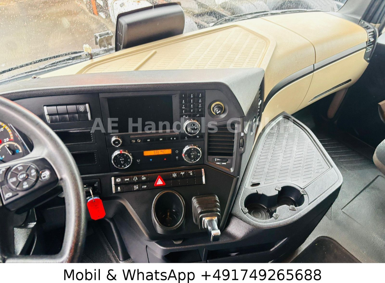 Tractor unit Mercedes-Benz Actros VI 1853 L 4x4 HAD BL*Retader/2.Kreis.Hydr: picture 23 Tractor unit Mercedes-Benz Actros VI 1853 L 4x4 HAD BL*Retader/2.Kreis.Hydr: picture 23