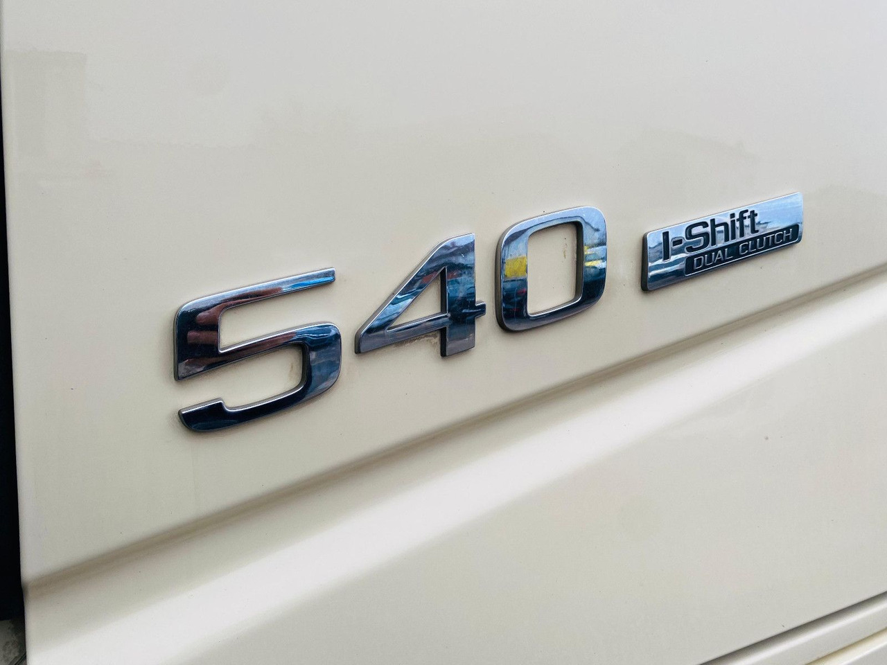 Tractor unit Volvo FH 540 Globe BL I-Shift Dual*VEB/2-KreisHydr/ACC: picture 11