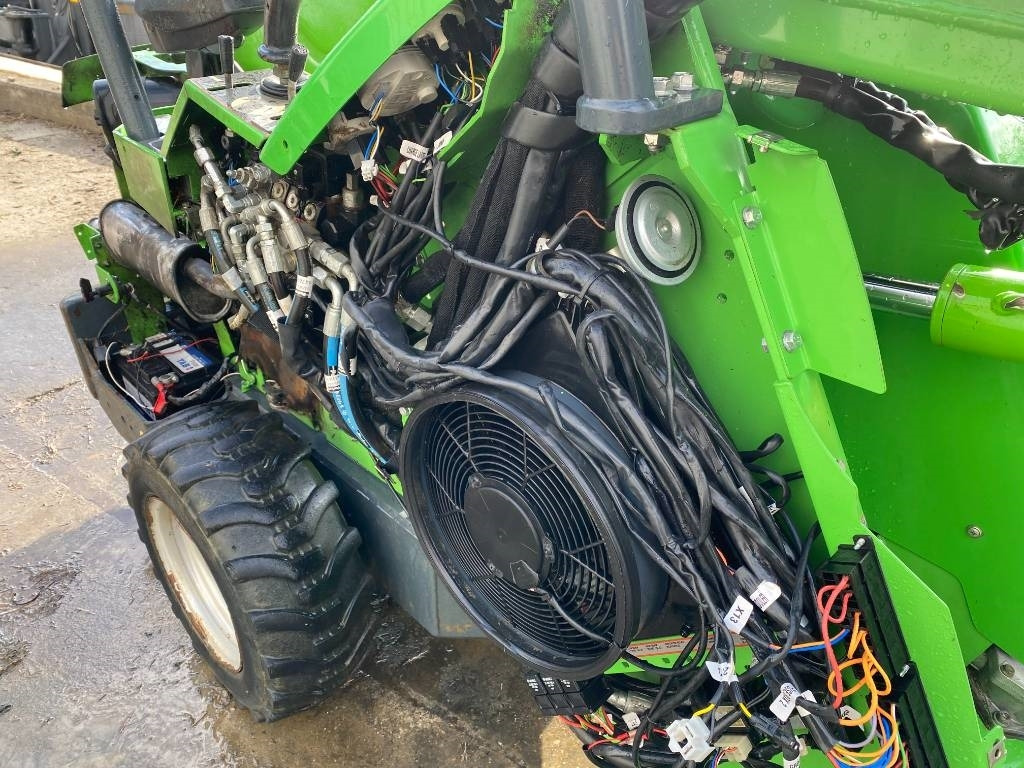 Compact loader Avant M 528 EIPTT /Certificat CE endommagée: picture 16