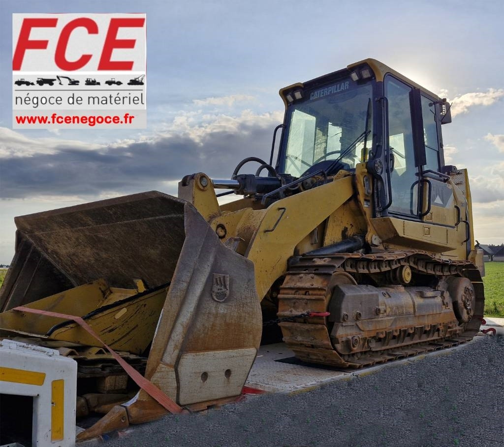 CAT 953 D A REPARER *TO REPAIR*ZU REPARIEREN - Crawler loader: picture 1 CAT 953 D A REPARER *TO REPAIR*ZU REPARIEREN - Crawler loader: picture 1