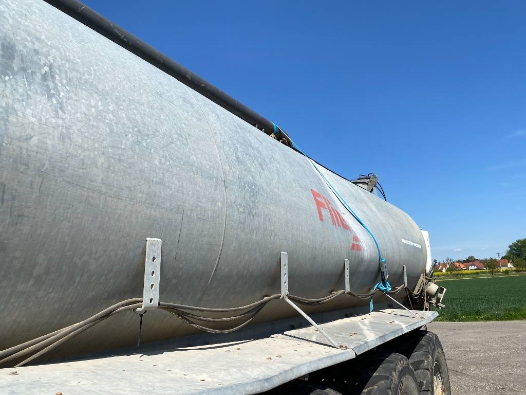 Farm trailer Fliegl WFG10100/Châssis Porteur-Citerne 24000Litres: picture 42