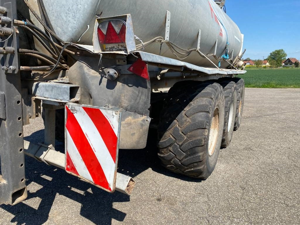 Farm trailer Fliegl WFG10100/Châssis Porteur-Citerne 24000Litres: picture 41