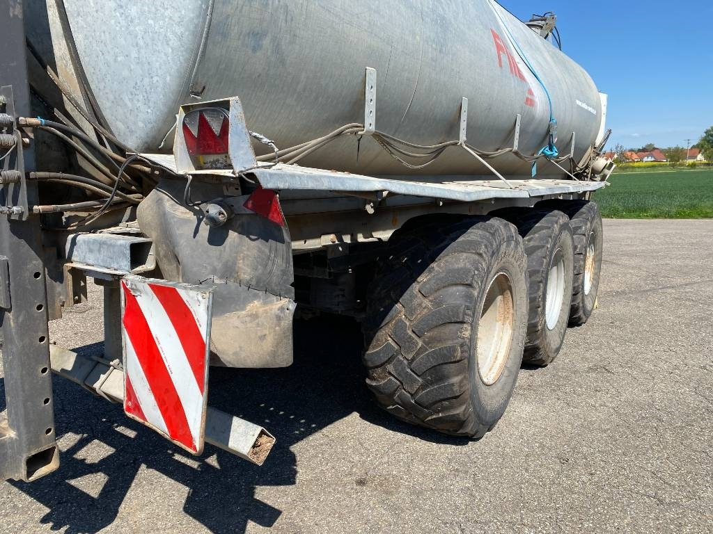 Farm trailer Fliegl WFG10100/Châssis Porteur-Citerne 24000Litres: picture 12