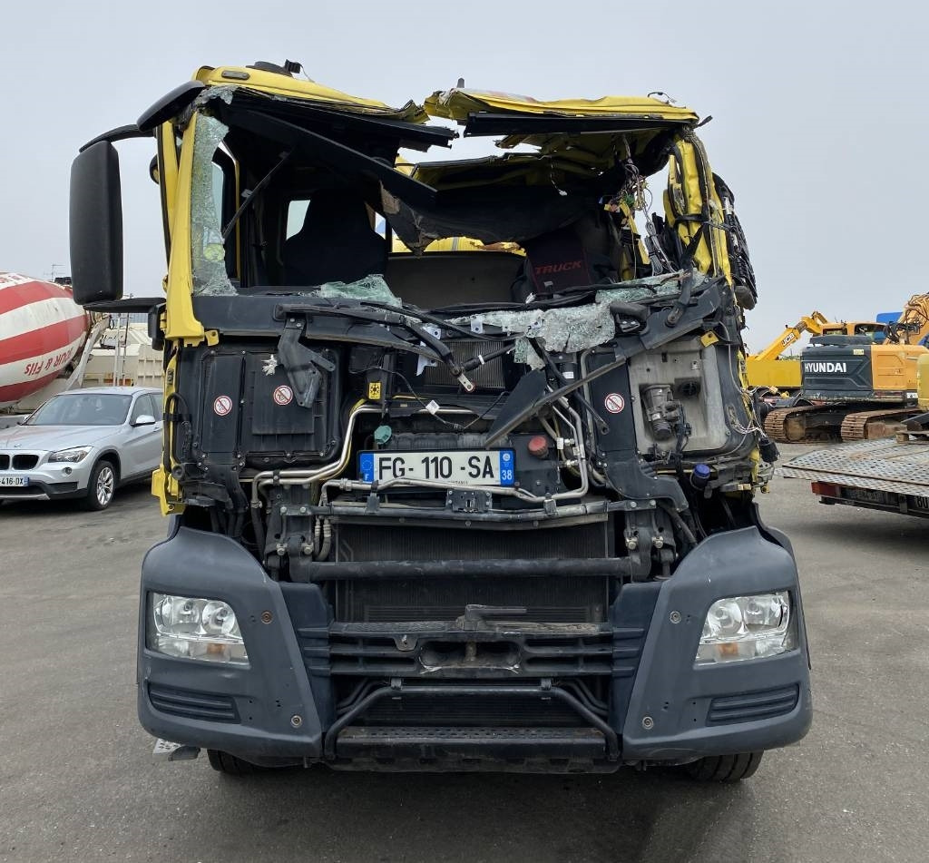 MAN MAN TGS 32-420 / STETTER AM-UltraEco endommagé - Concrete mixer truck: picture 2 MAN MAN TGS 32-420 / STETTER AM-UltraEco endommagé - Concrete mixer truck: picture 2