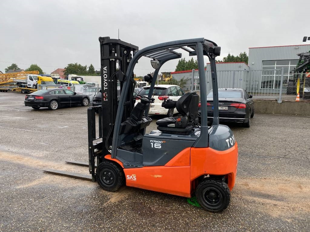 Toyota TRAIGO 48/16-8FBMK16T endommagé - Electric forklift: picture 5 Toyota TRAIGO 48/16-8FBMK16T endommagé - Electric forklift: picture 5