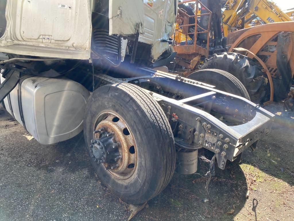 Tractor unit Renault T460 Vente en pièces détachée: picture 7