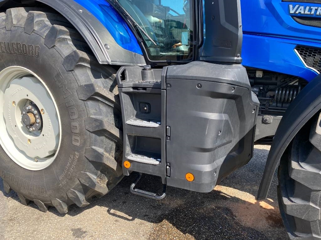 Farm tractor Valtra Q 285 Carte Grise Française 1er Main endommagé: picture 49