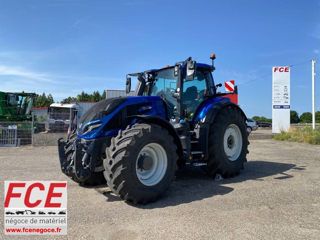Valtra Q 285 Carte Grise Française 1er Main endommagé - Farm tractor: picture 1 Valtra Q 285 Carte Grise Française 1er Main endommagé - Farm tractor: picture 1