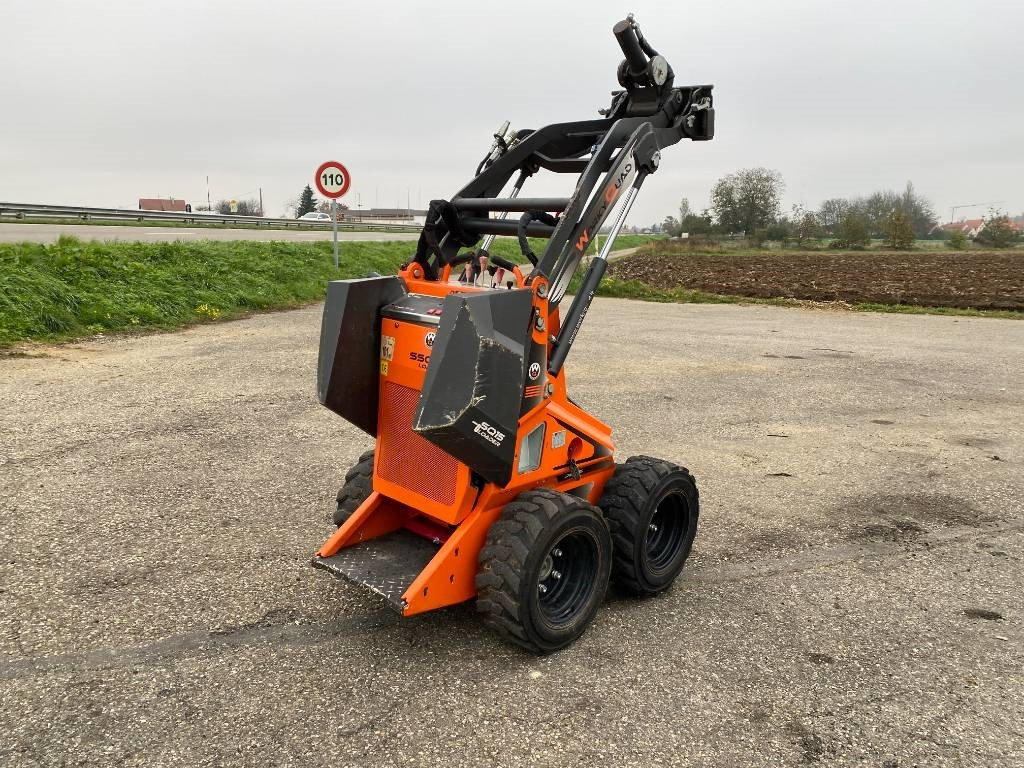 WorkyQuad WORKYQUAD SSQ15D Origine Française endommagée - Compact loader: picture 4 WorkyQuad WORKYQUAD SSQ15D Origine Française endommagée - Compact loader: picture 4