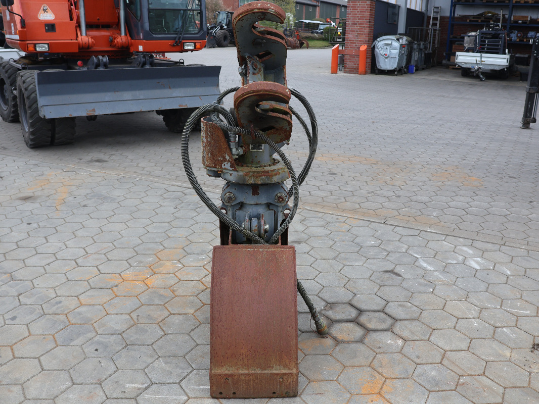 ZWEISCHALENGREIFER 400 MM - Clamshell bucket: picture 3 ZWEISCHALENGREIFER 400 MM - Clamshell bucket: picture 3