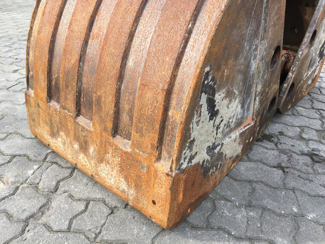 ZWEISCHALENGREIFER 650 MM - Clamshell bucket: picture 3 ZWEISCHALENGREIFER 650 MM - Clamshell bucket: picture 3