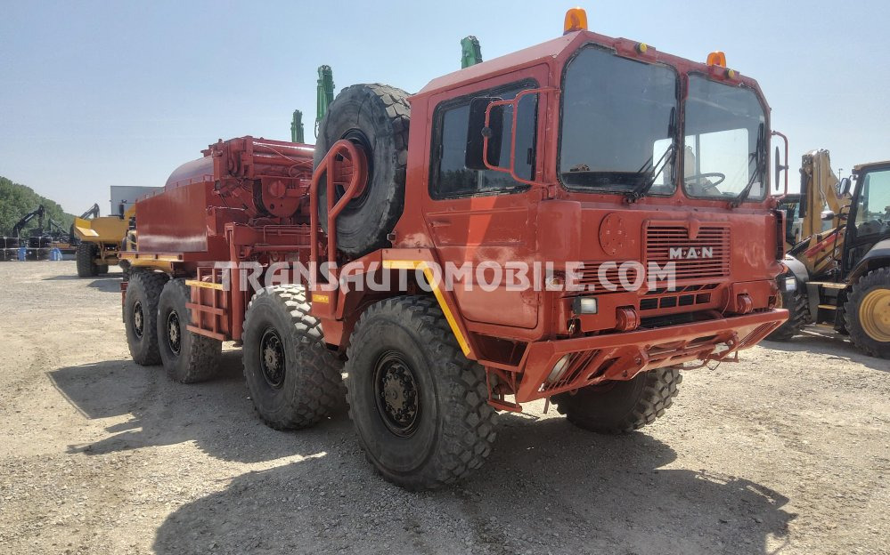 Man KAT 1 8x8 12.7L TURBO DIESEL GRUE 7 tonnes ATLAS KM4300 M5 + CITERNE CARBURANT mobile 3.500 litres - EXPORT OUT EU - Tank truck, Crane truck: picture 4 Man KAT 1 8x8 12.7L TURBO DIESEL GRUE 7 tonnes ATLAS KM4300 M5 + CITERNE CARBURANT mobile 3.500 litres - EXPORT OUT EU - Tank truck, Crane truck: picture 4