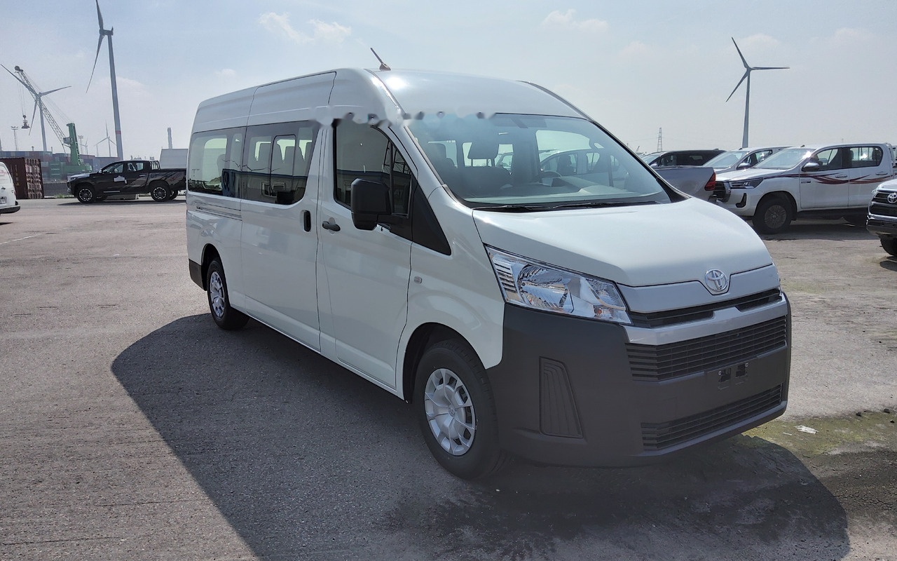 New Minibus, Passenger van Toyota Hiace HIGH ROOF / TOIT HAUT 2.8L Diesel Manual base: picture 6