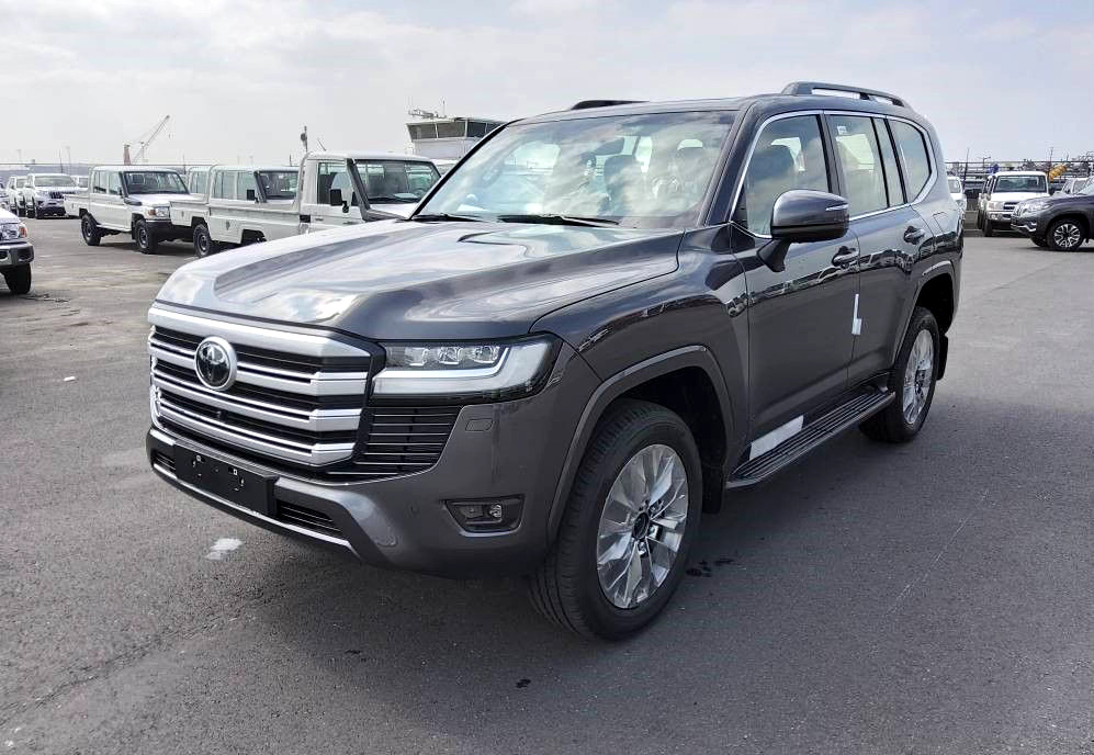 Toyota Land Cruiser 300 V6 VXR ZX 7 SEATERS / PLACES 3.5L Petrol Automatic AEOB - SUV: picture 1 Toyota Land Cruiser 300 V6 VXR ZX 7 SEATERS / PLACES 3.5L Petrol Automatic AEOB - SUV: picture 1