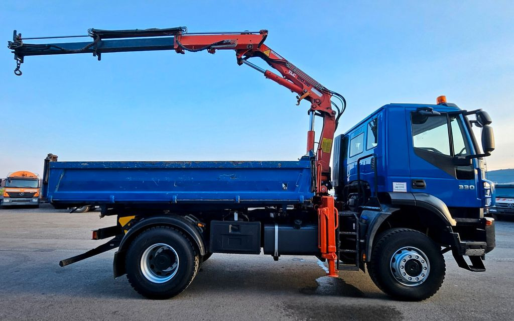 Iveco Trakker 190T33 4x4 Euro5 Kran Atlas 120.2E Funk Iveco Trakker 190T33 4x4 Euro5 Kran Atlas 120.2E Funk - Tipper, Crane truck: picture 4 Iveco Trakker 190T33 4x4 Euro5 Kran Atlas 120.2E Funk Iveco Trakker 190T33 4x4 Euro5 Kran Atlas 120.2E Funk - Tipper, Crane truck: picture 4