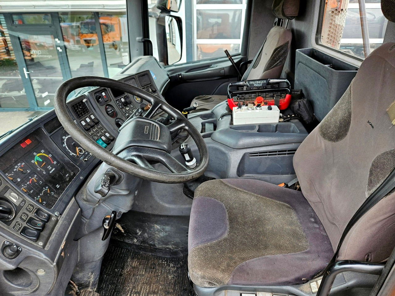 Tipper, Crane truck Scania P114 380 6x4-4 Palfinger PK12502 Kran Funk: picture 16