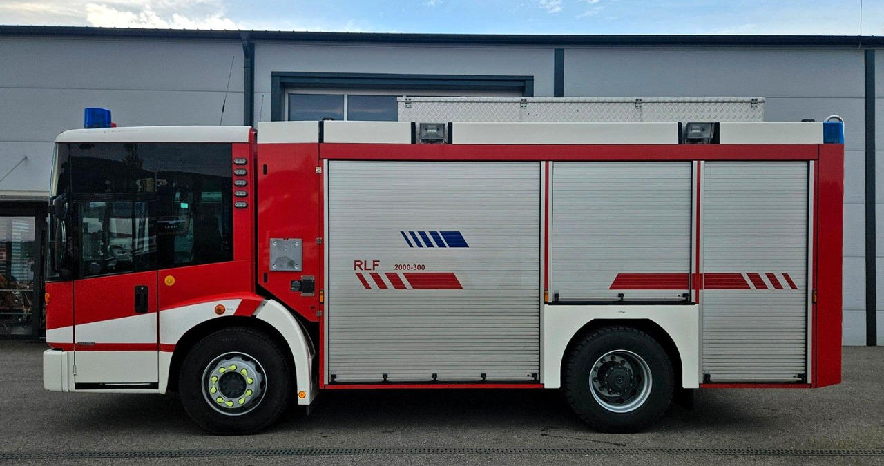 Mercedes-Benz 1829 Feuerwehr Ziegler RLF 2000/300 TLF Winde - Truck: picture 2 Mercedes-Benz 1829 Feuerwehr Ziegler RLF 2000/300 TLF Winde - Truck: picture 2