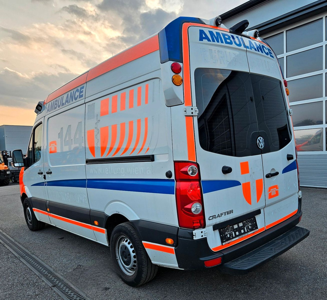 Volkswagen CRAFTER TDI Ambulance RTW L2H2 DLOUHY - Ambulance: picture 3 Volkswagen CRAFTER TDI Ambulance RTW L2H2 DLOUHY - Ambulance: picture 3
