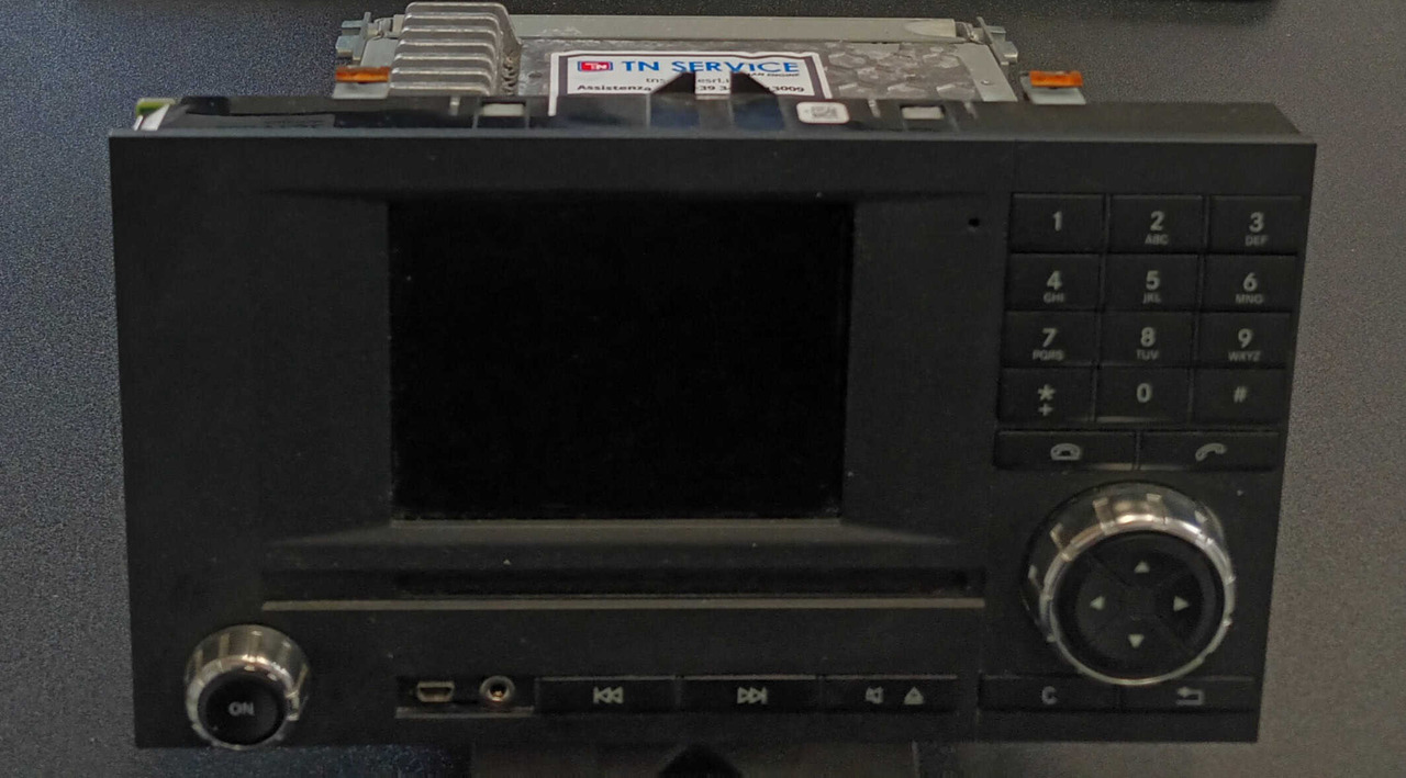 Centralina Autoradio Clima MB MP4 - Electrical system: picture 1 Centralina Autoradio Clima MB MP4 - Electrical system: picture 1