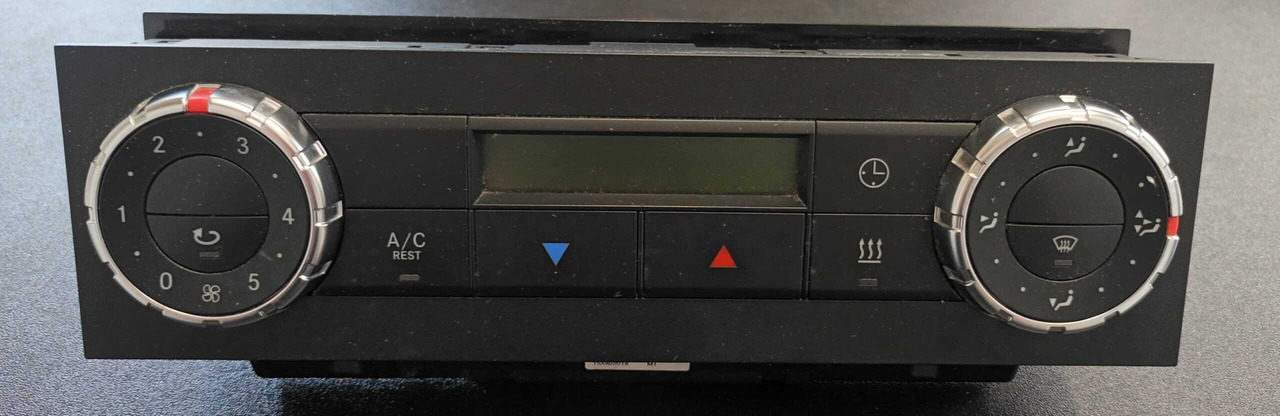 Centralina Autoradio Clima MB MP4 - Electrical system: picture 2 Centralina Autoradio Clima MB MP4 - Electrical system: picture 2