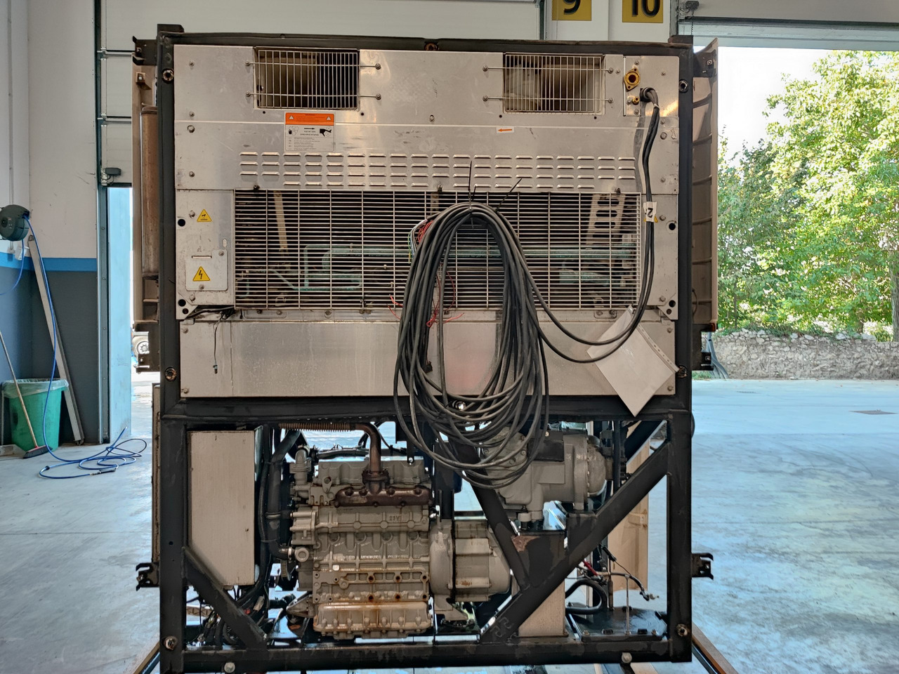 Motore Frigo Carrier Vector 1550 - Refrigerator unit: picture 4 Motore Frigo Carrier Vector 1550 - Refrigerator unit: picture 4