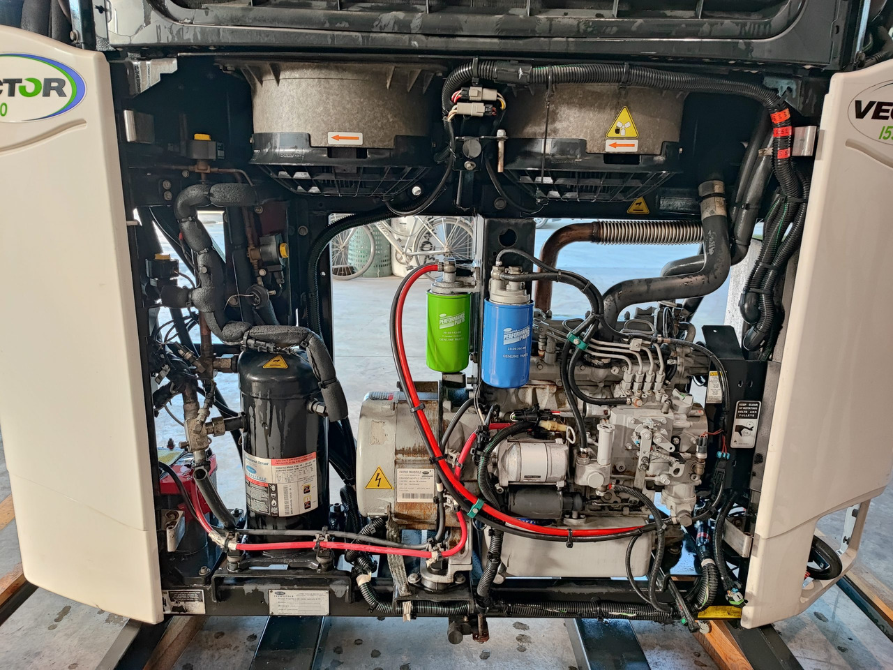 Motore Frigo Carrier Vector 1550 - Refrigerator unit: picture 4 Motore Frigo Carrier Vector 1550 - Refrigerator unit: picture 4