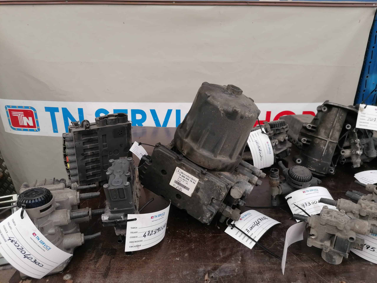 Valvole Pneumatiche - Spare parts for Trailer: picture 4 Valvole Pneumatiche - Spare parts for Trailer: picture 4