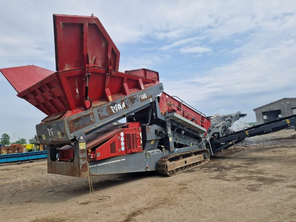 Maximus 516 Warrior - Screener: picture 1 Maximus 516 Warrior - Screener: picture 1