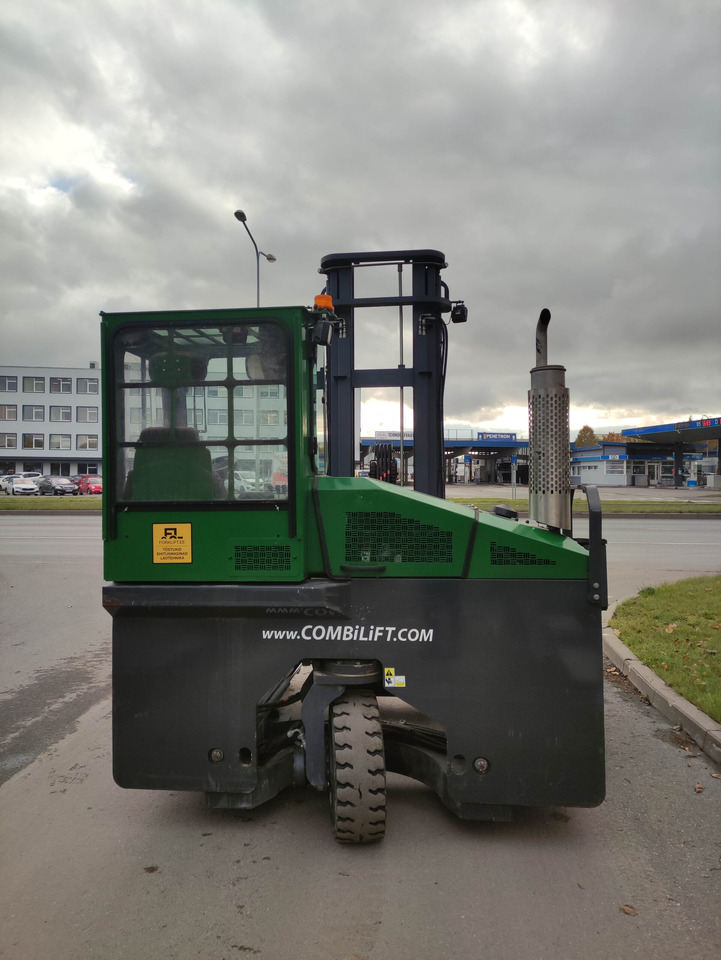 Combilift C4500 - Side loader: picture 3 Combilift C4500 - Side loader: picture 3