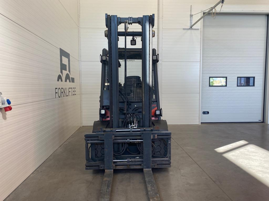 Diesel forklift Linde H35D: picture 7