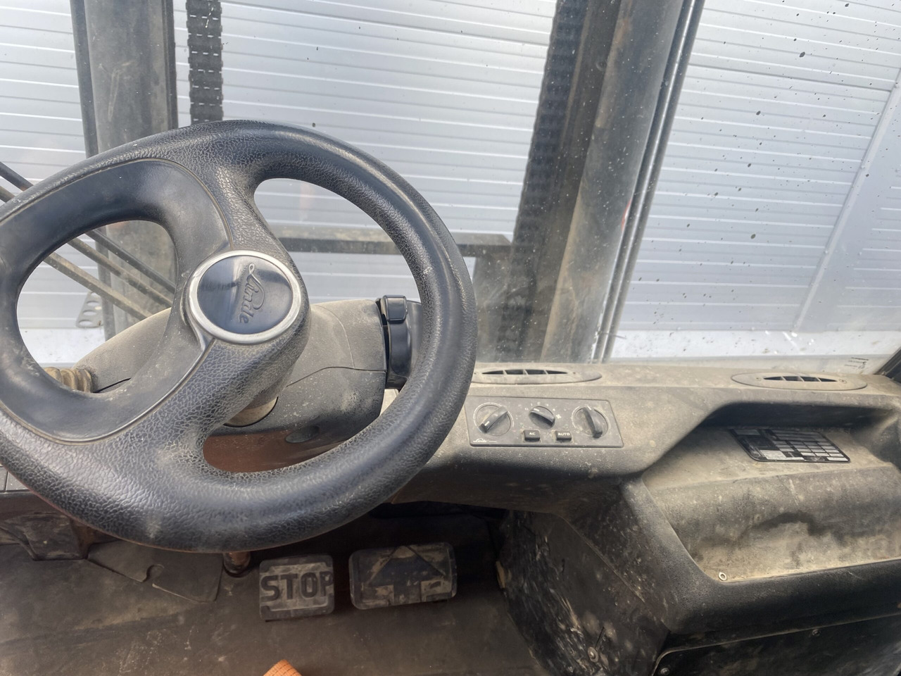 Linde H80D-02 | “AS IS” SALE - Diesel forklift: picture 5 Linde H80D-02 | “AS IS” SALE - Diesel forklift: picture 5